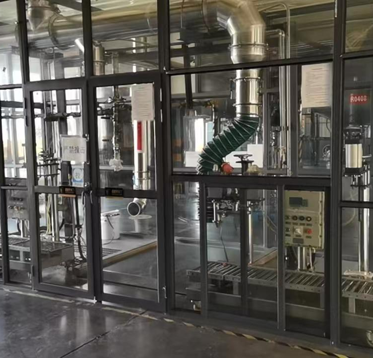 仕全兴密封式生产车间 仕全兴密封式生产车间