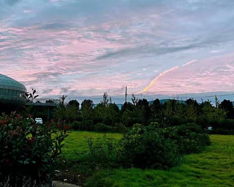 仕全兴园区的夕阳真美 仕全兴园区的夕阳真美